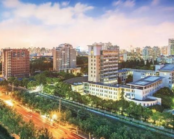 太仓市实验设备厂与上海师范大学建立长期合作 共推实验教学与科研装备升级