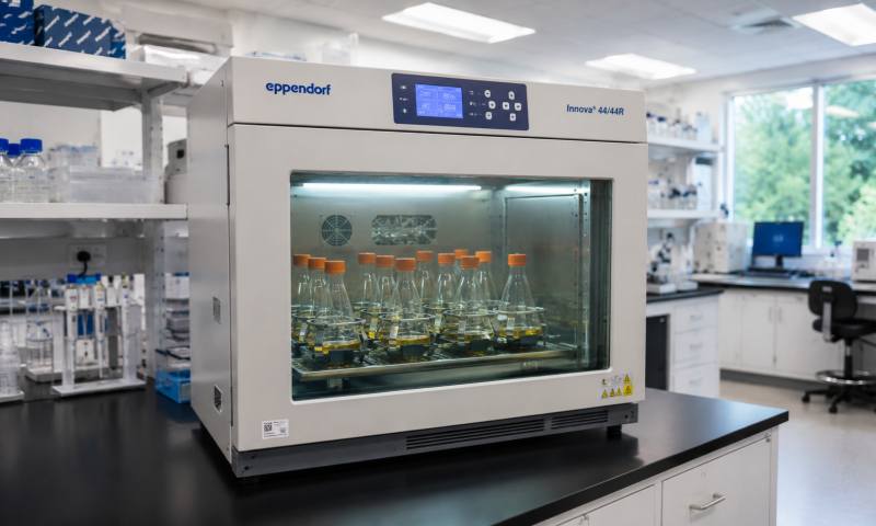 全温振荡器低温制冷技术详解：从4℃低温到高温培养，培英第五代机型温控优化方案
